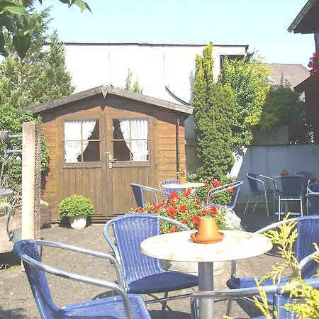 Landhaus Jagdschlosschen 2*