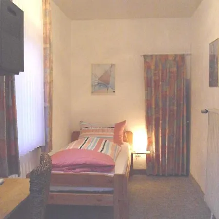 Landhaus Jagdschlosschen Guest house